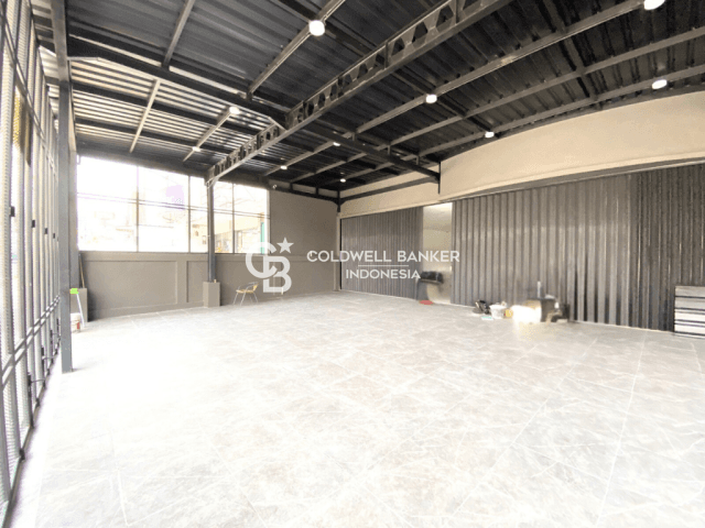 Gedung Disewakan Radio Dalam 4 Lantai