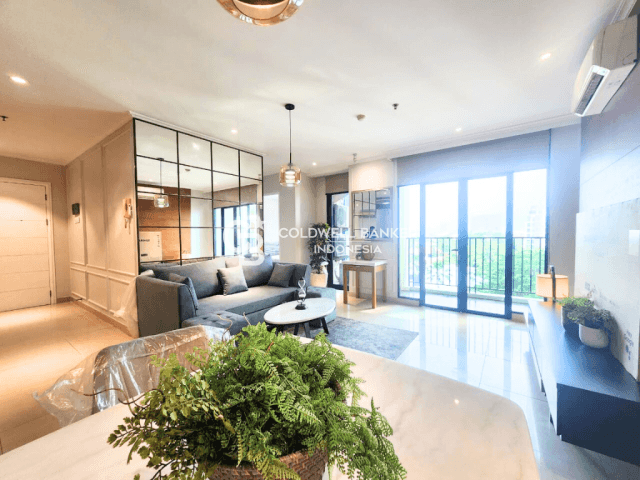 Hamptons Park Tower B Lantai 8