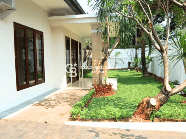Disewakan Rumah Kemang Timur 4 Kamar