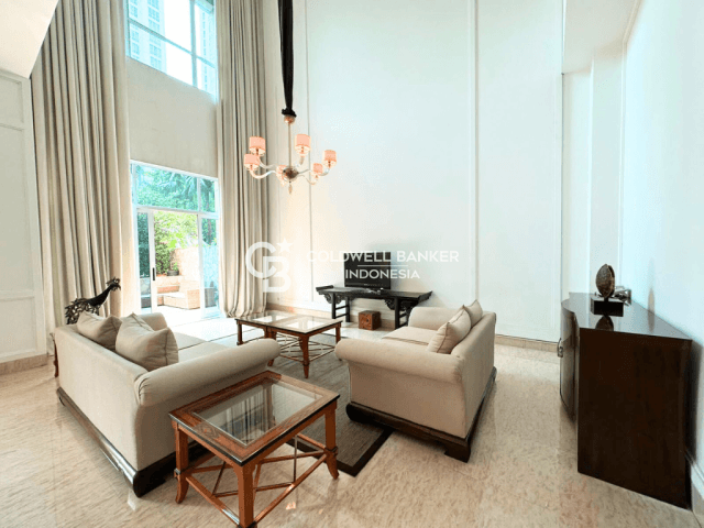 Rumah Dijual Townhouse Pakubuwono Residence 4 Kamar