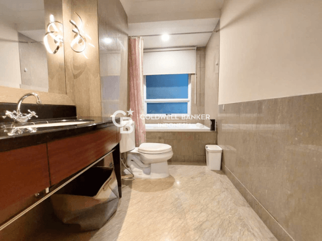 The Pakubuwono Residence Tower Eaglewood Lantai Rendah