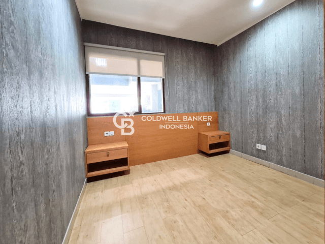 Sahid Sudirman Lantai 9