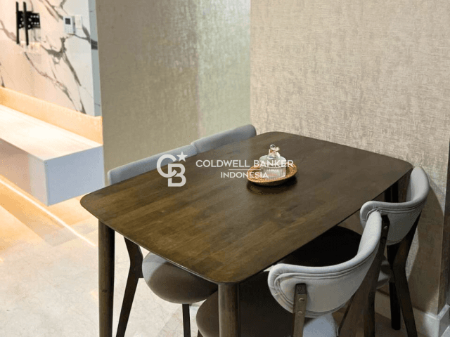 Ciputra World 2 Tower The Orchard Lantai 18