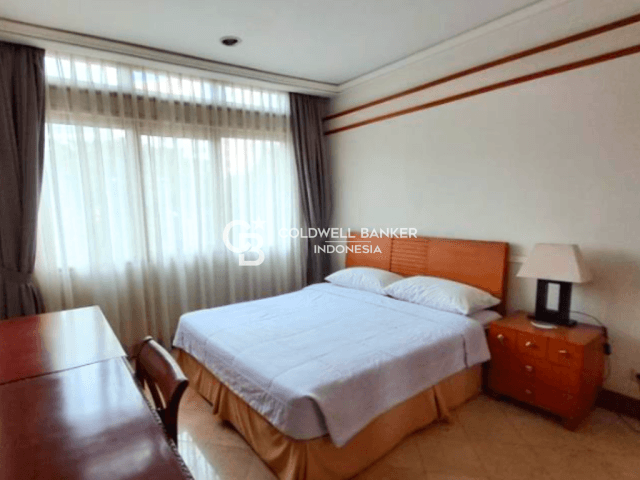 Somerset Grand Citra Lantai Sedang