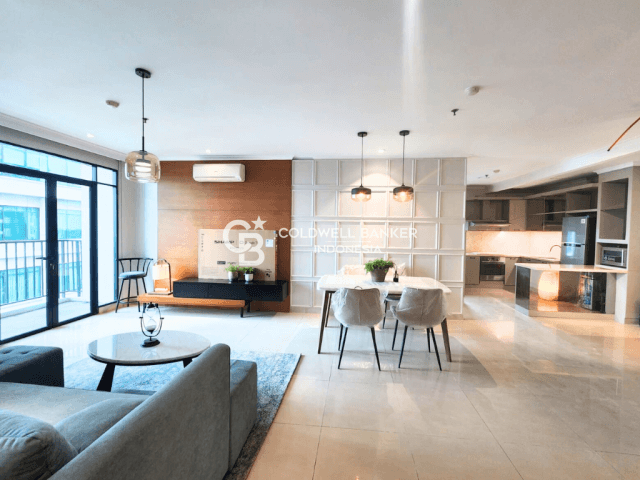 Hamptons Park Tower B Lantai 8