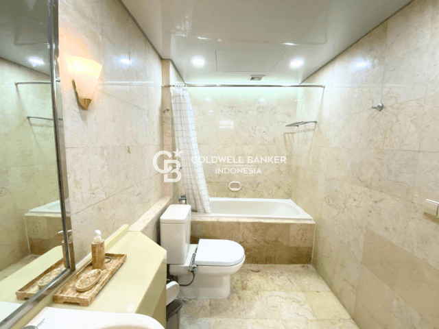 Park Royale Tower 3 Lantai 12