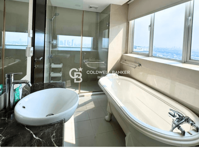 Gandaria Heights Tower B Lantai 18