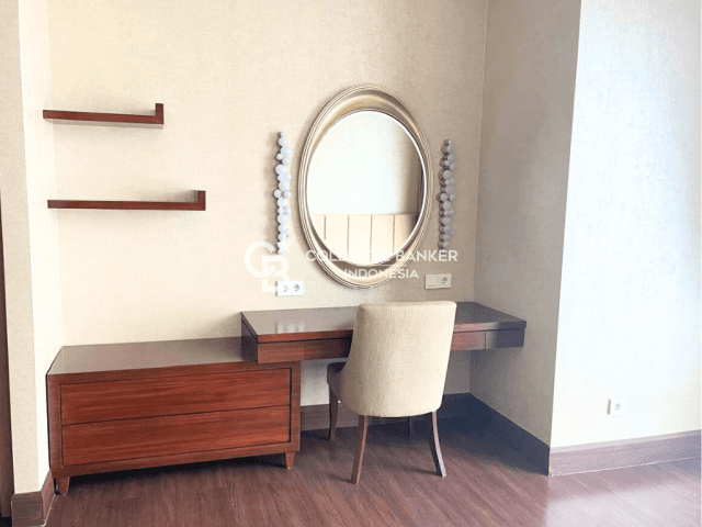 Pakubuwono Signature Lantai Tinggi