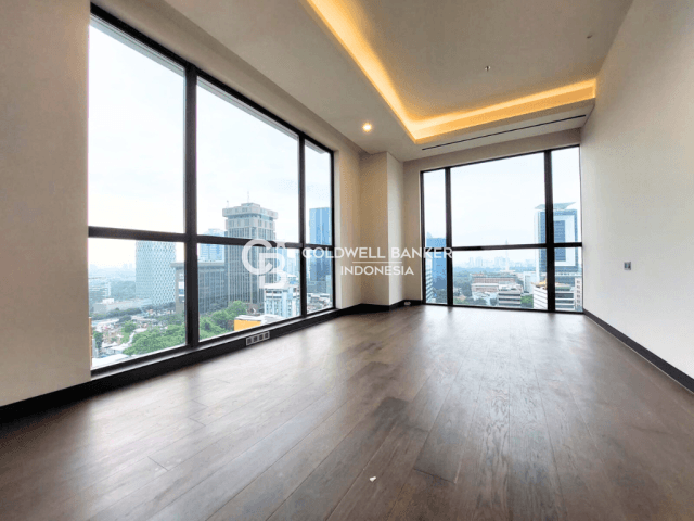 Pakubuwono Menteng Lantai Sedang