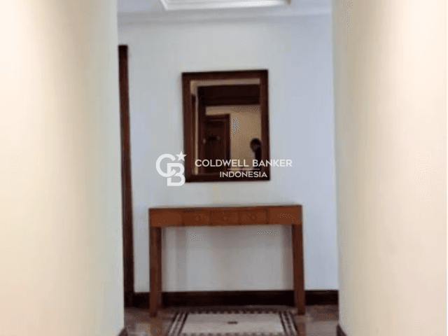 Somerset Grand Citra Lantai Sedang