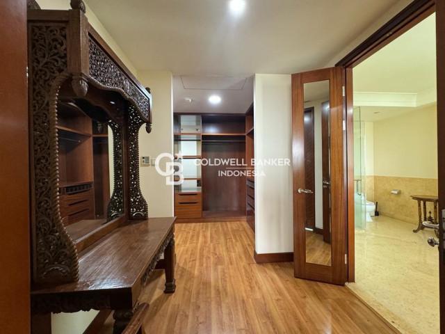 Pakubuwono Residence Tower Ironwood Lantai Rendah