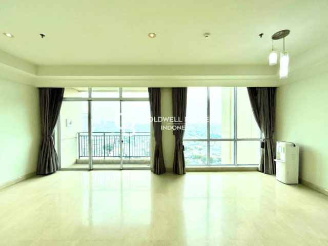 Pakubuwono View Tower Lacewood Lantai Sedang