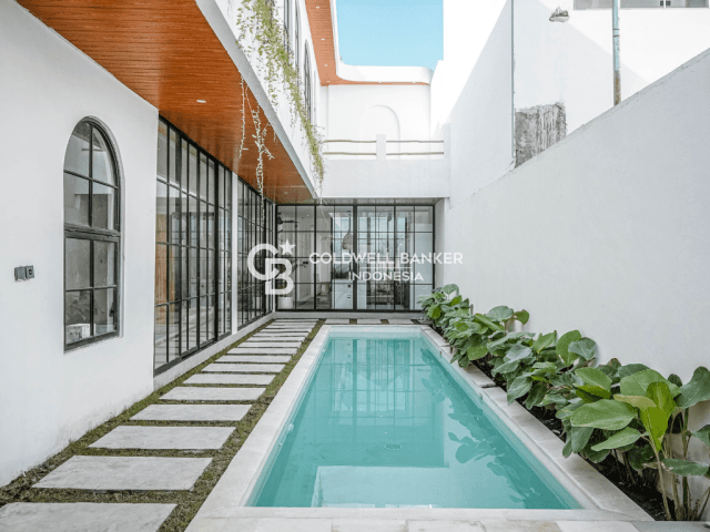 3+1-Bedrooms Villa For Rent in Tumbak Bayuh