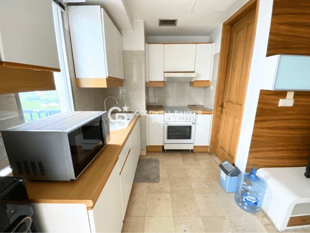 Park Royale Tower 3 Lantai 12