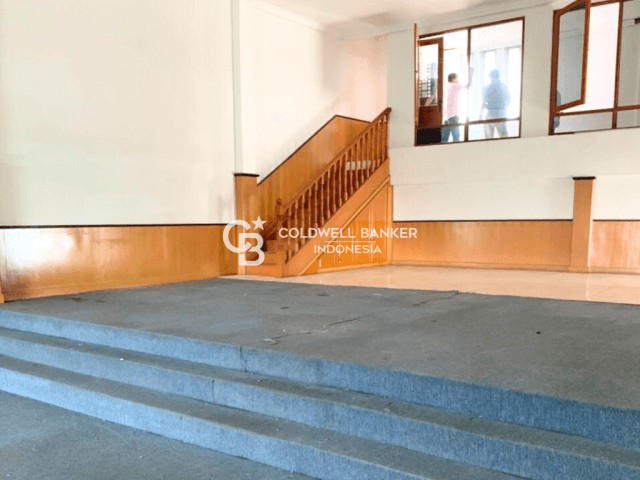 Gedung Disewakan Cideng 4 Lantai