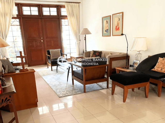 Rumah Dijual Patal Senayan 5 Kamar