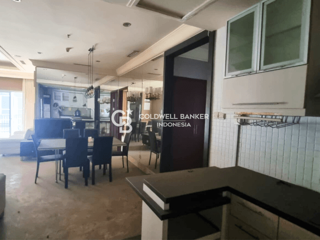 Essence Dharmawangsa Tower South Lantai 6