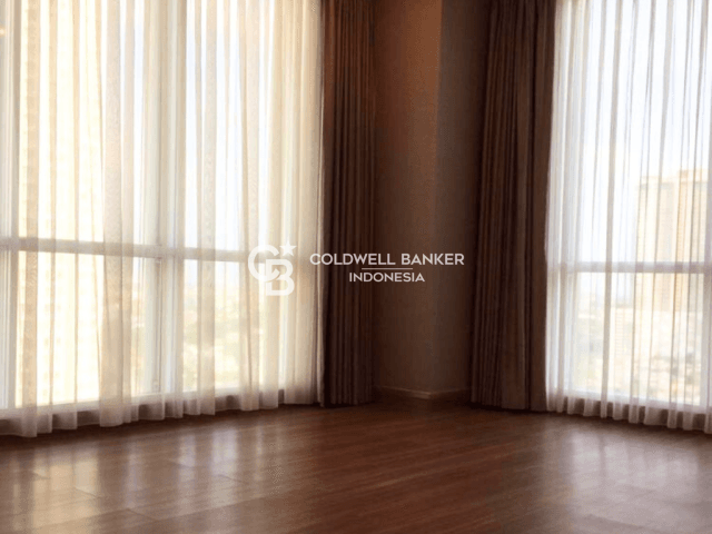 Pakubuwono View Tower Lacewood Lantai Sedang