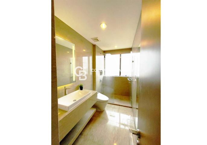 1 Park Avenue Tower King Lantai 18