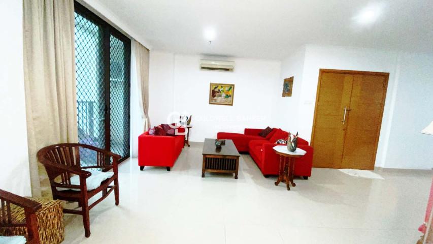 Hamptons Park Tower D Lantai 5