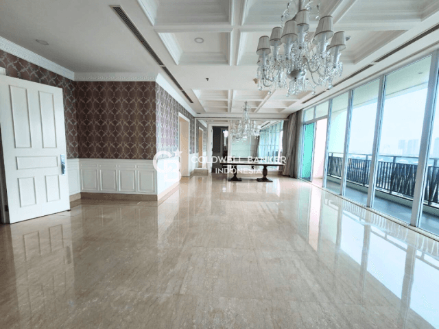 Pakubuwono Signature Lantai Sedang