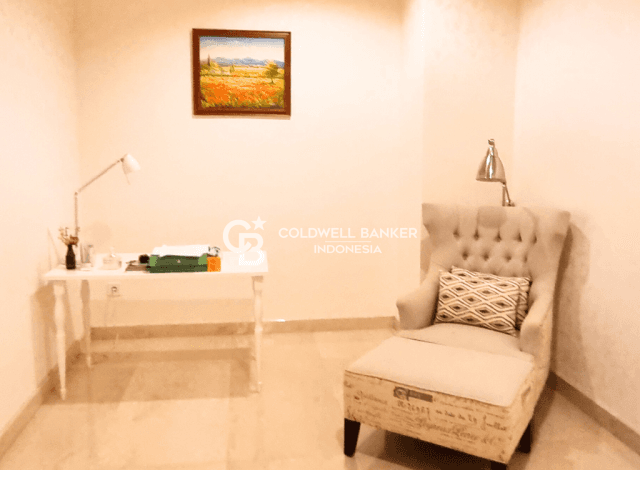 Pakubuwono House Lantai Sedang