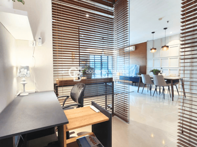 Hamptons Park Tower B Lantai 8
