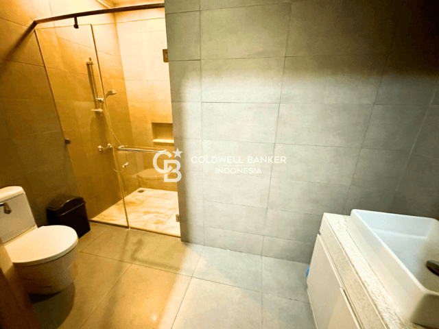 Residence 8 Tower 3 Lantai 39