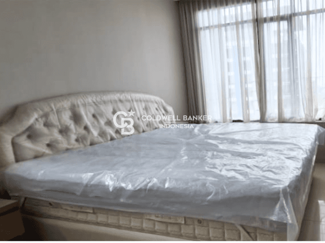 Hamptons Park Tower B Lantai 25