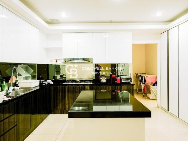 Pakubuwono Signature Lantai Tinggi