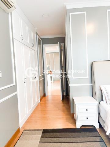 Residence 8 Senopati Tower 2 Lantai 9