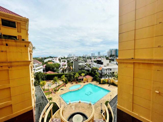 Kusuma Chandra Lantai 5