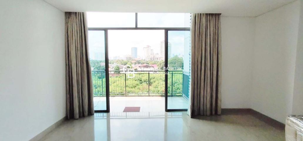 Essence Dharmawangsa Tower South Lantai 5