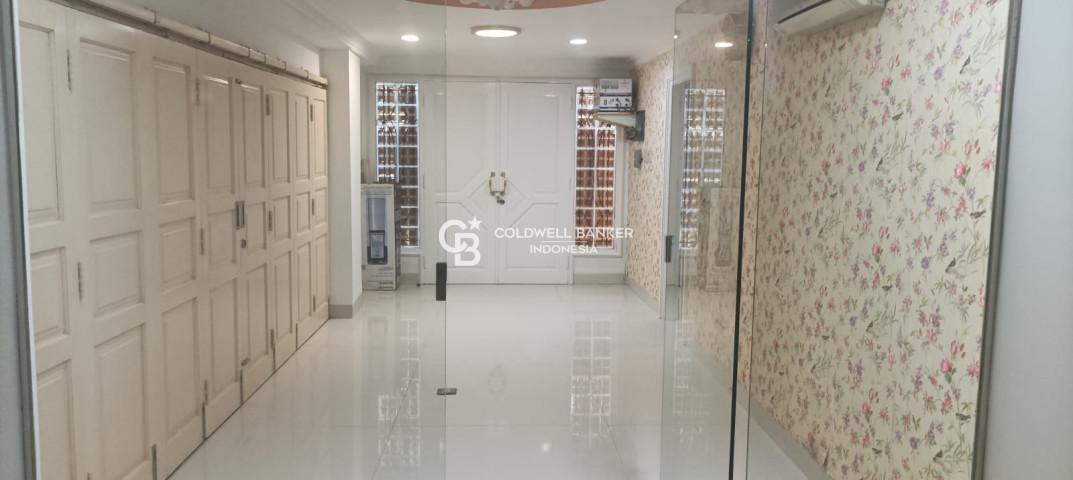 Rumah Dijual Tanjung Duren 4 Kamar