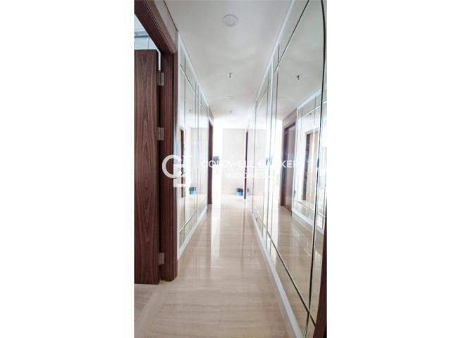 South Hills Lantai 28