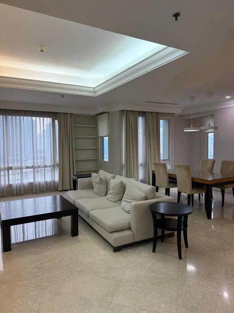 SCBD Suites Lantai Rendah