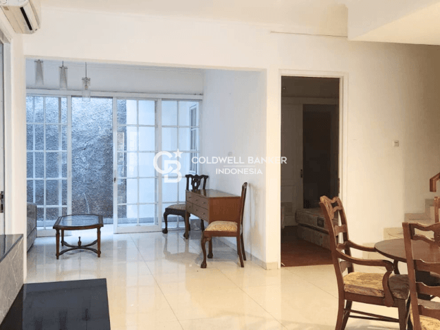 Rumah Disewakan Belmont Residence 4 Kamar