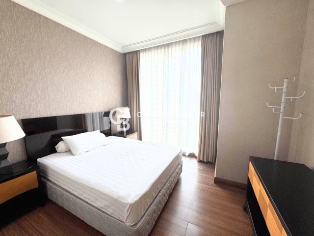 Pakubuwono View Tower Redwood Lantai Sedang