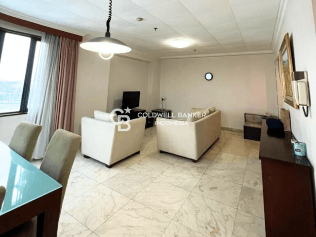 Park Royale Tower 2 Lantai 15