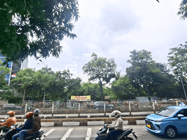 Tanah Pejaten Dijual 7596 M2