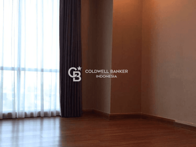 Pakubuwono View Tower Lacewood Lantai Sedang