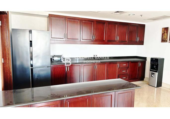 SCBD Suites Lantai 28