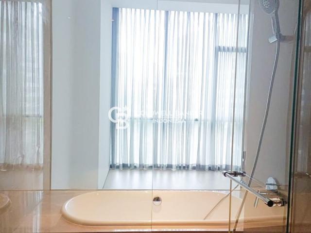 LaVie All Suites Tower Porte Lantai 2