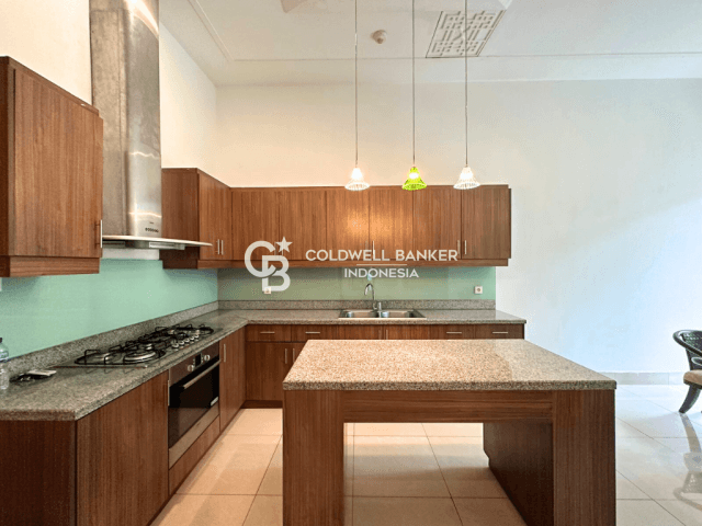 Rumah Dijual Townhouse Pakubuwono Residence 4 Kamar