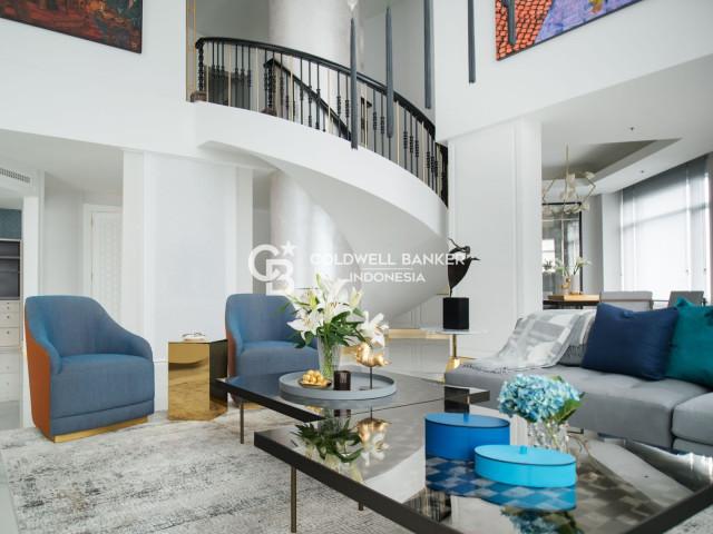 Four Seasons Tower Summer