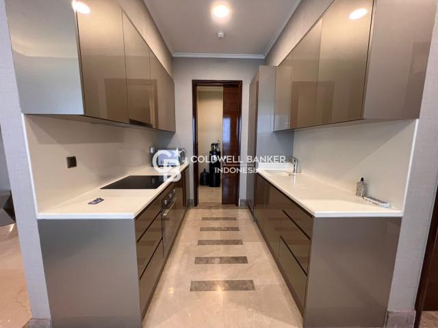 District 8 Senopati Tower Infinity Lantai 55