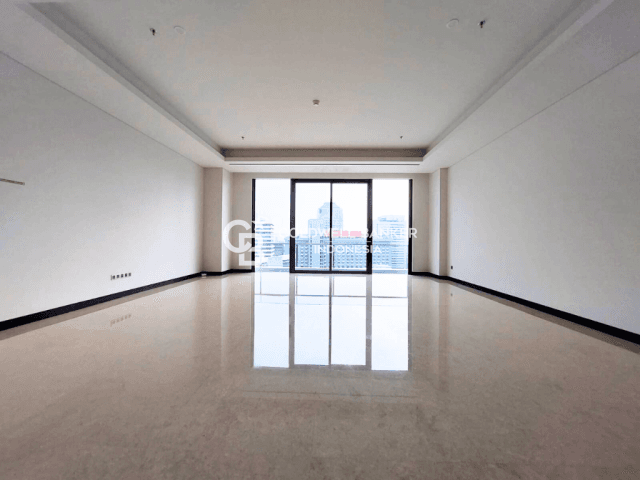 Pakubuwono Menteng Lantai Sedang