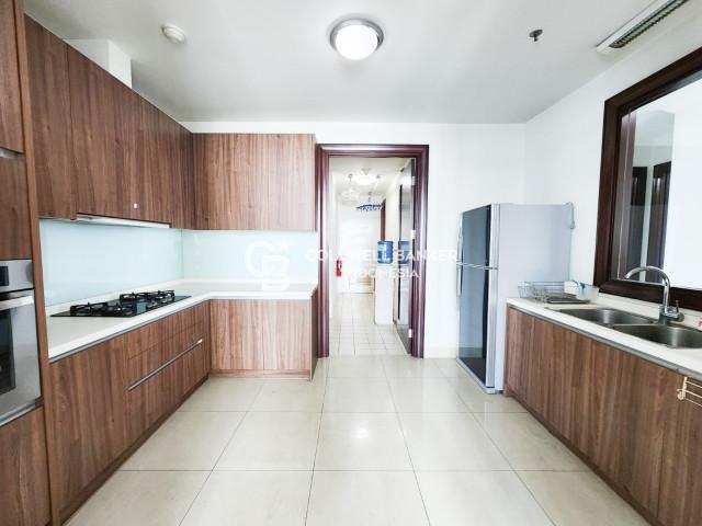 Pakubuwono View Tower Lacewood Lantai Rendah