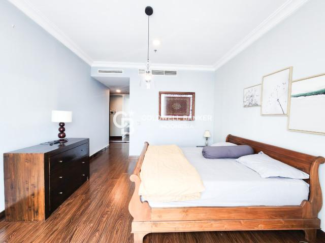 Pakubuwono View Tower Redwood Lantai Sedang