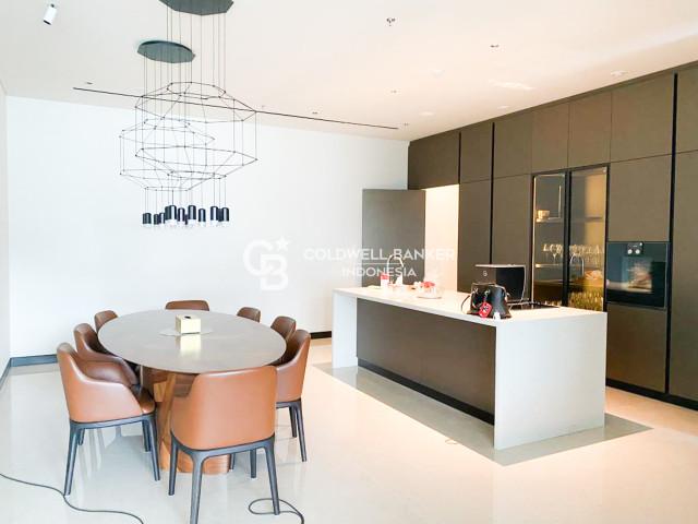 Pakubuwono Menteng Lantai Rendah